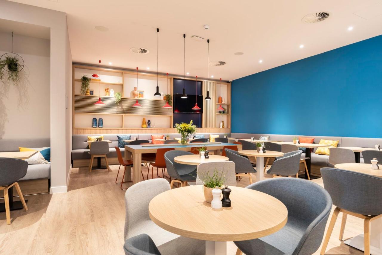 Holiday Inn Express Antwerp - City Centre By Ihg Exterior photo