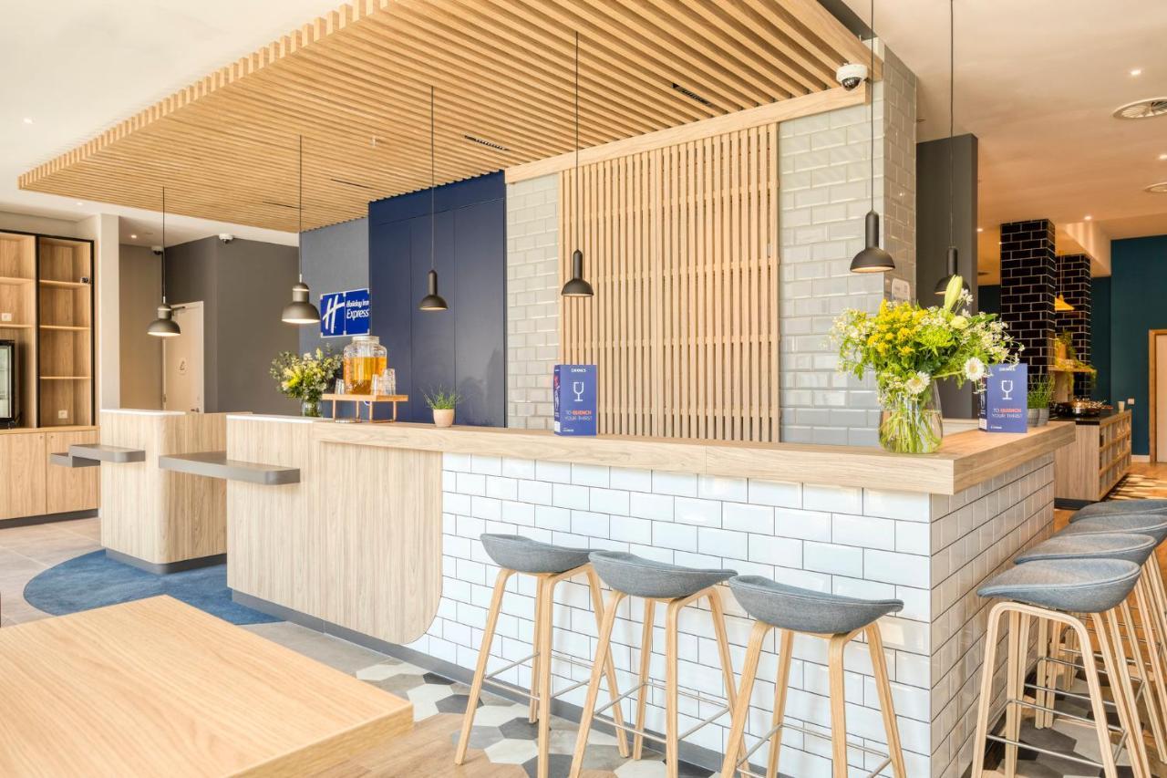 Holiday Inn Express Antwerp - City Centre By Ihg Exterior photo