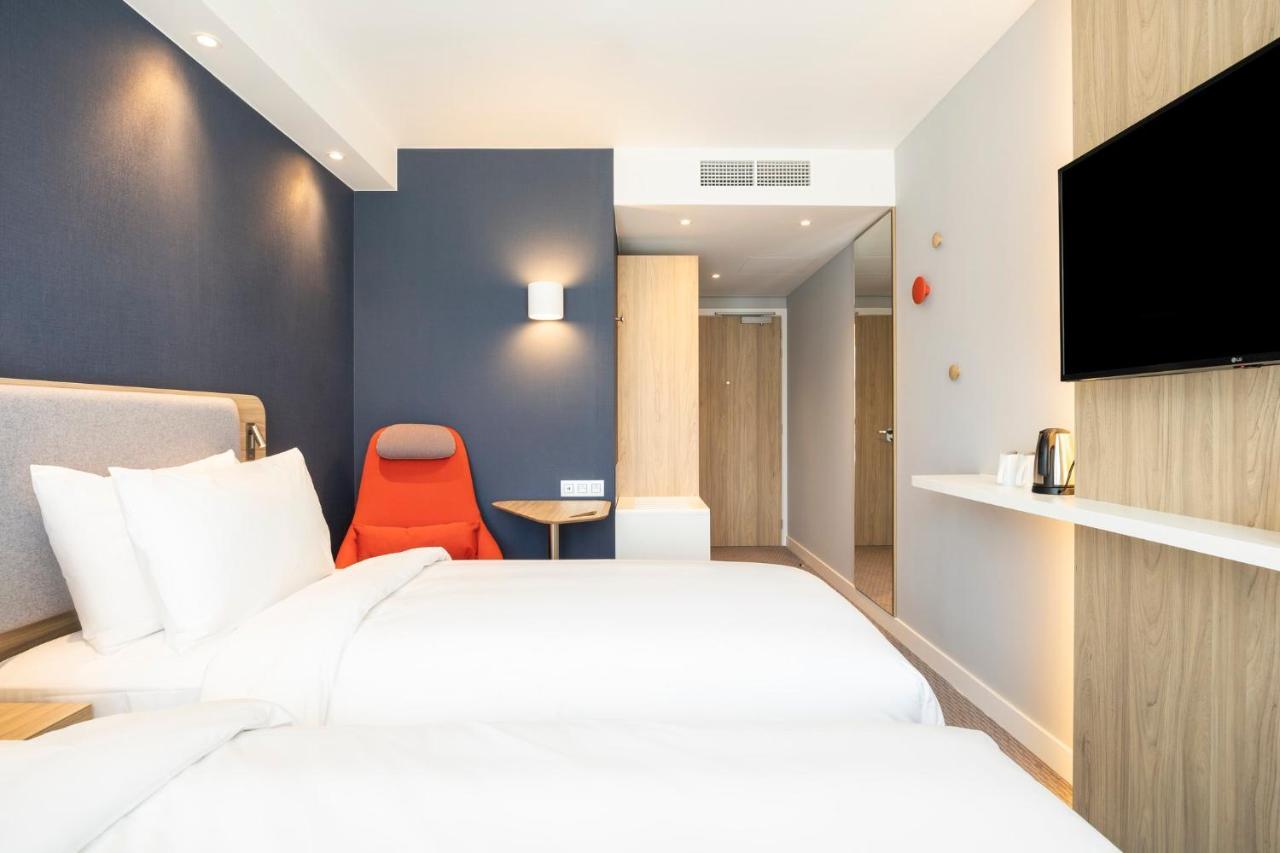 Holiday Inn Express Antwerp - City Centre By Ihg Exterior photo
