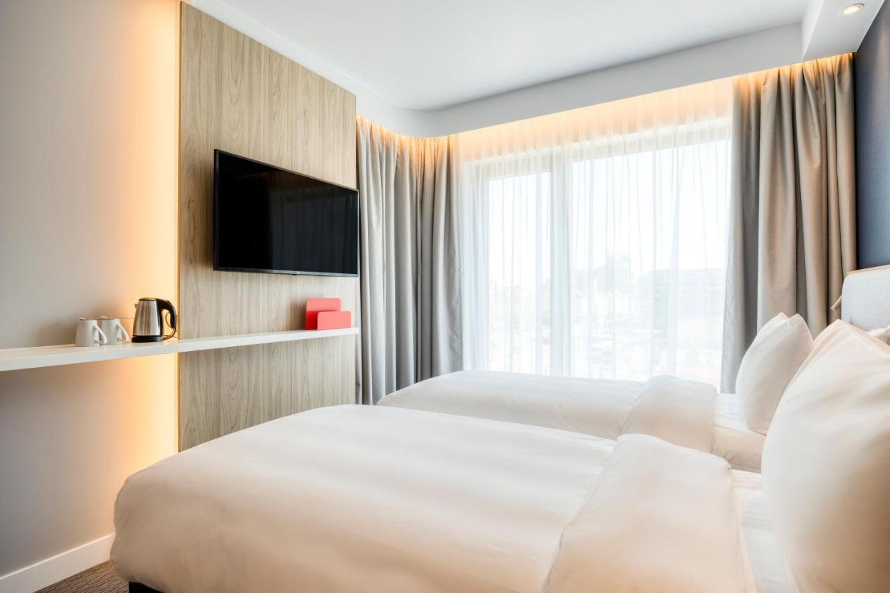 Holiday Inn Express Antwerp - City Centre By Ihg Exterior photo