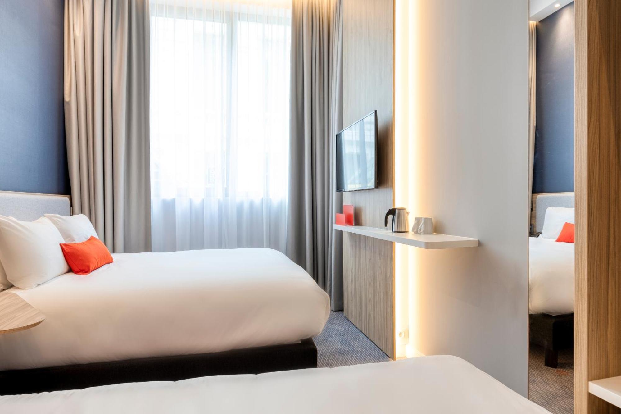 Holiday Inn Express Antwerp - City Centre By Ihg Exterior photo