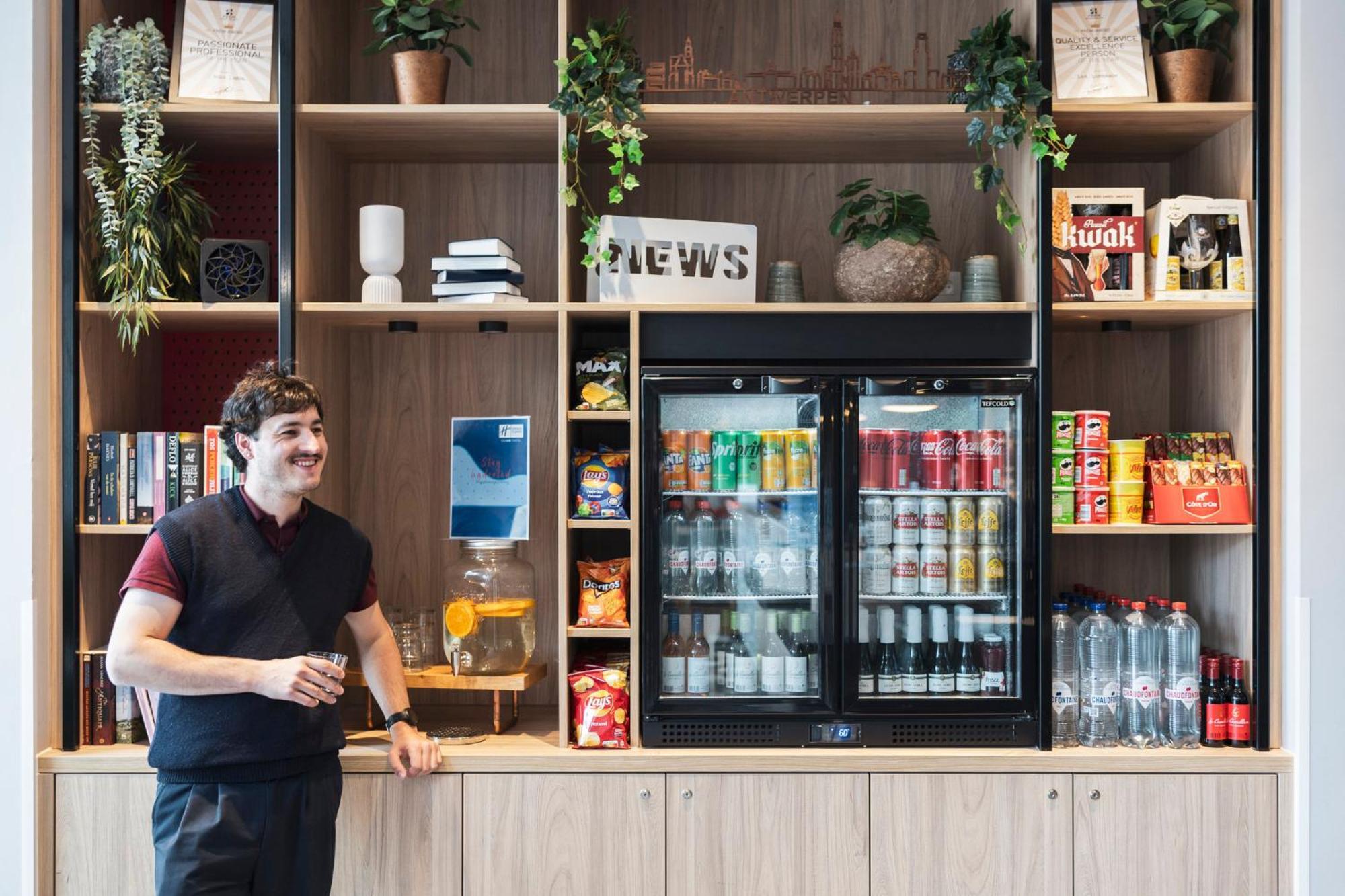 Holiday Inn Express Antwerp - City Centre By Ihg Exterior photo